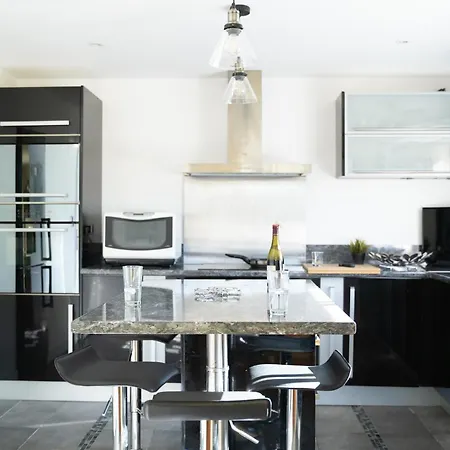 Maison Rayons De Soleil * 巴涅尔德比戈尔